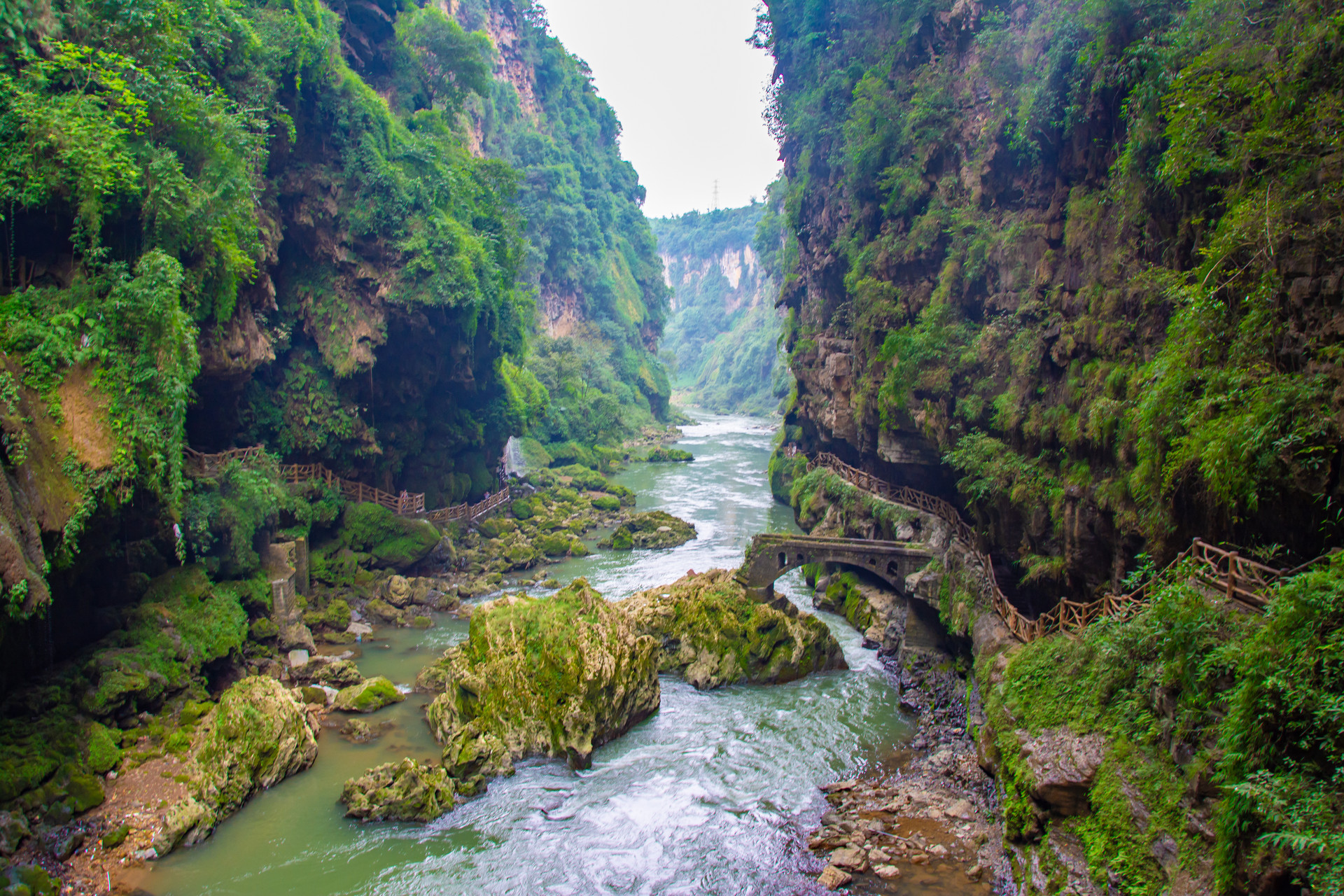 摄图网_501045169_banner_贵州黔西南马岭河峡谷（企业商用）.jpg